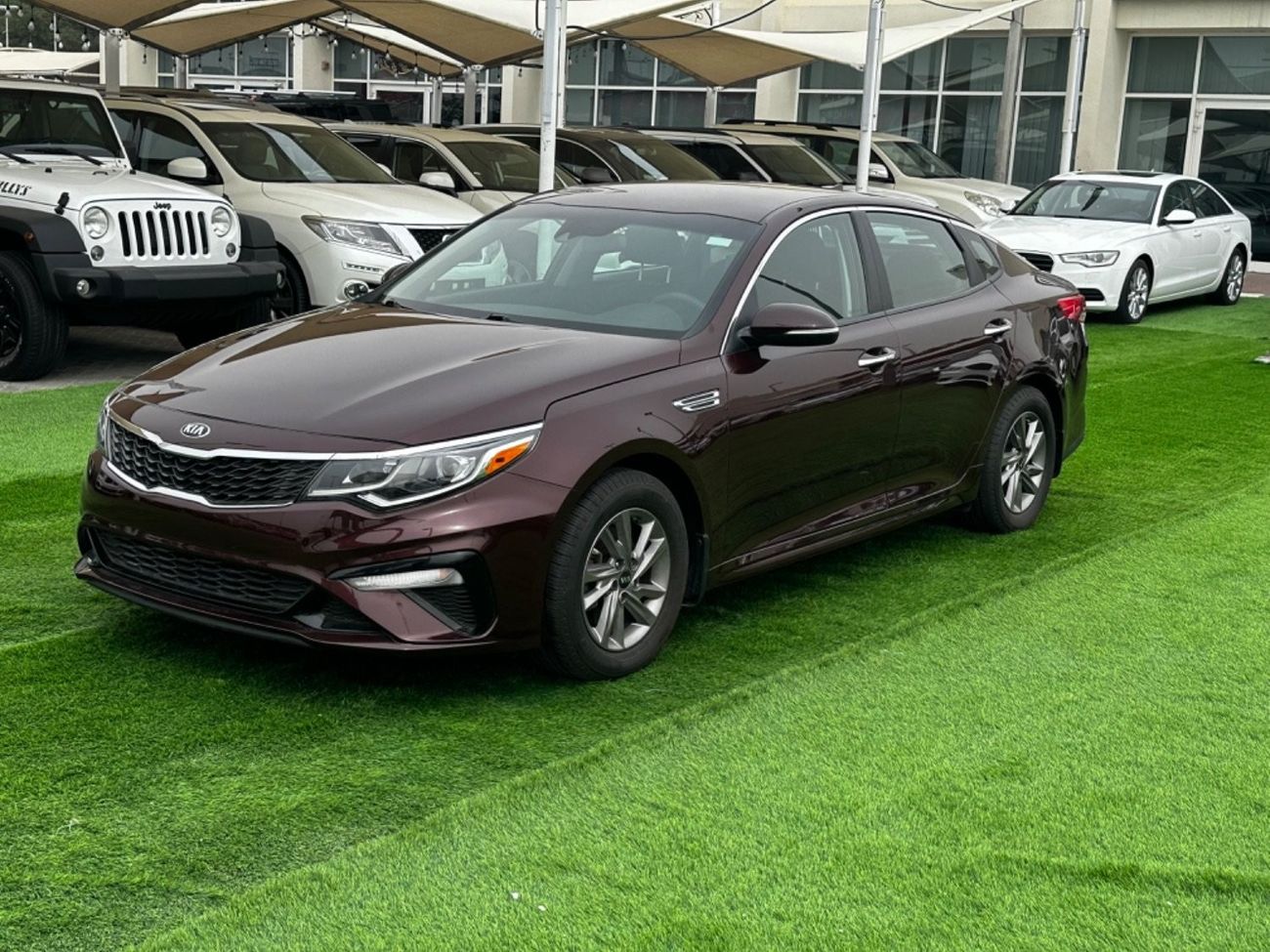 كيا أوبتيما GDI موديل 2020 السيارة حاله ممتازه من الداخل والخارج