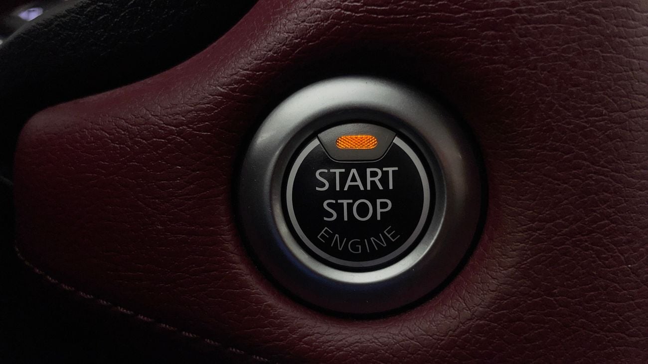 نيسان إكستيرا PLATINUM 2.5 | بدون دفعة مقدمة | اختبار القيادة في المنزل