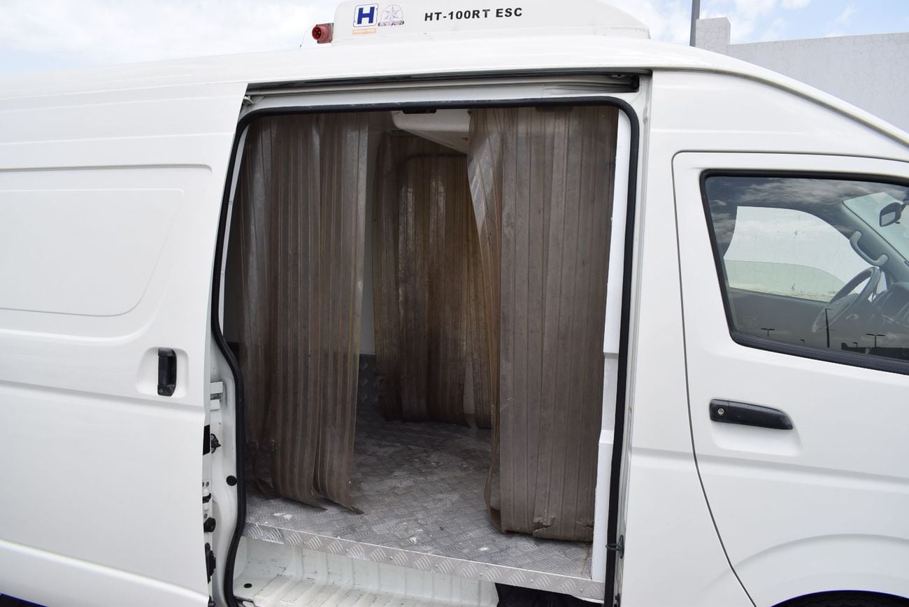 Toyota Hiace GLS -High Roof  Panal Van 2.7L