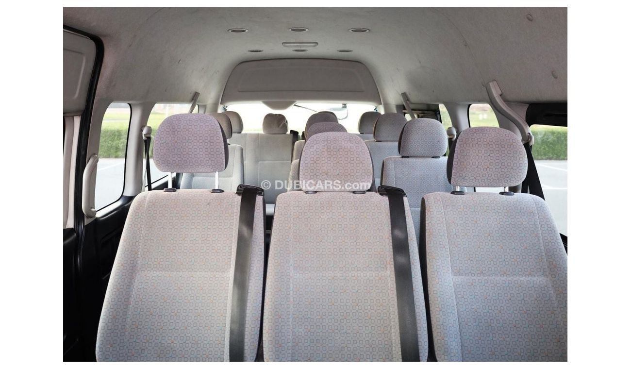 Toyota Hiace DLX | 13 Executive Seats | Diesel | 4cyl | Excellent Condition | GCC