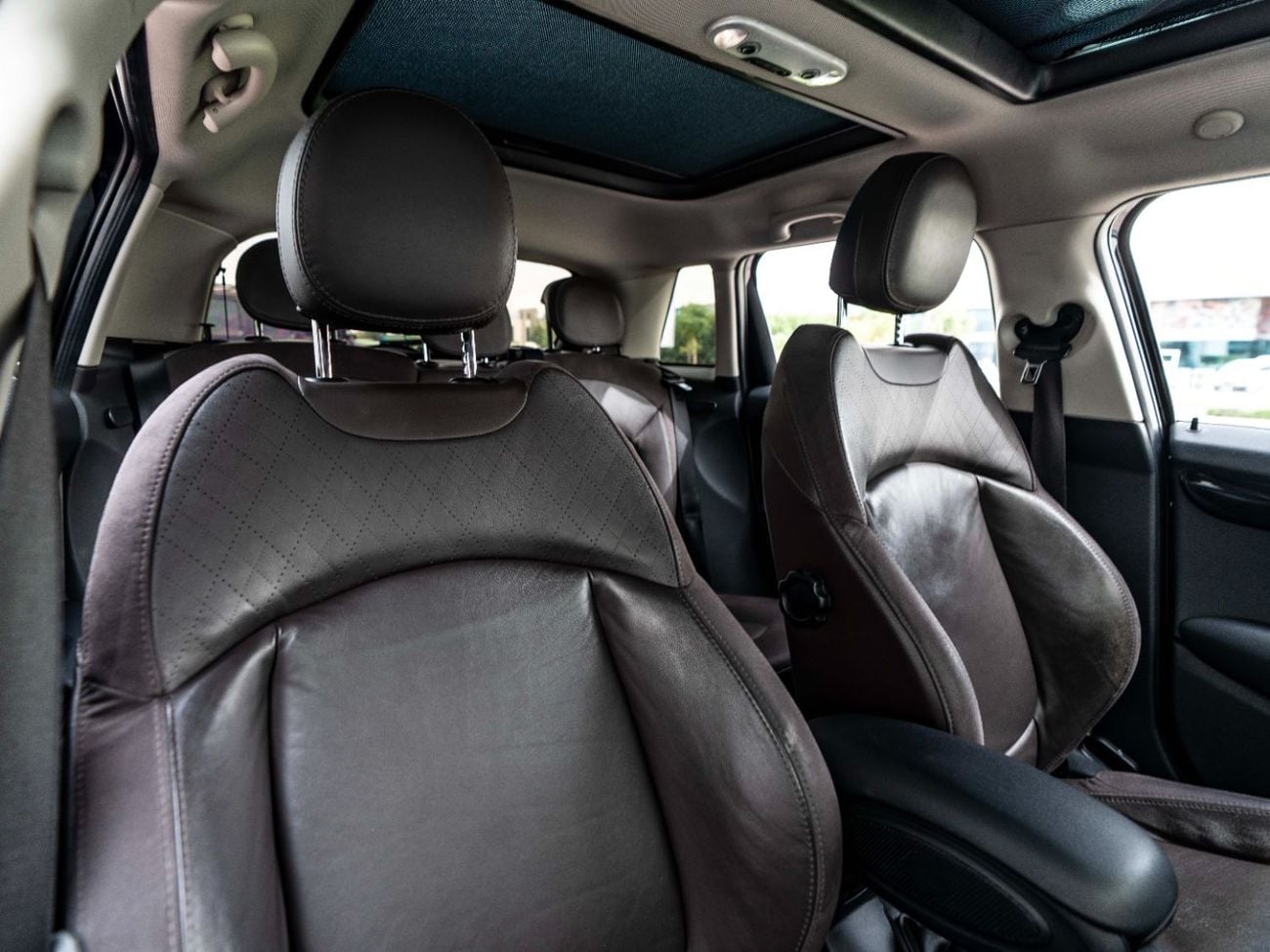 ميني كوبر إس JCW