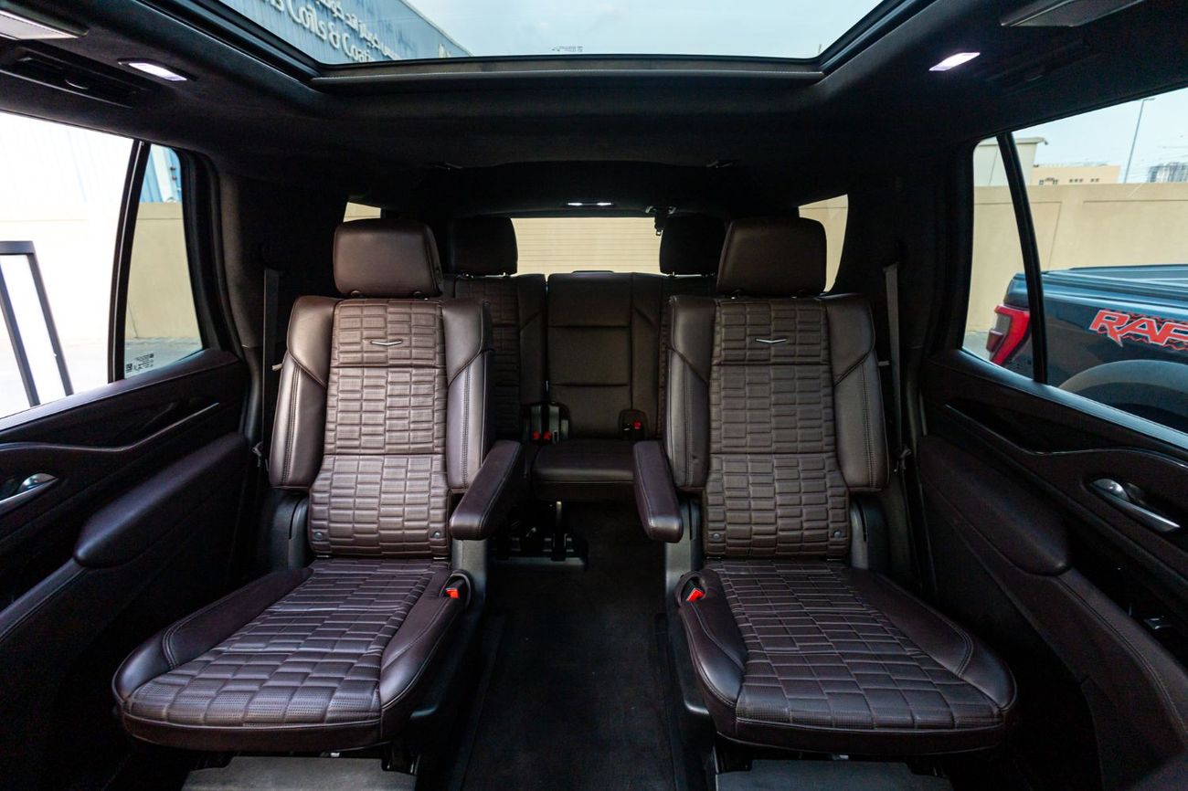 Cadillac Escalade Sport Platinum 6.2L 4WD