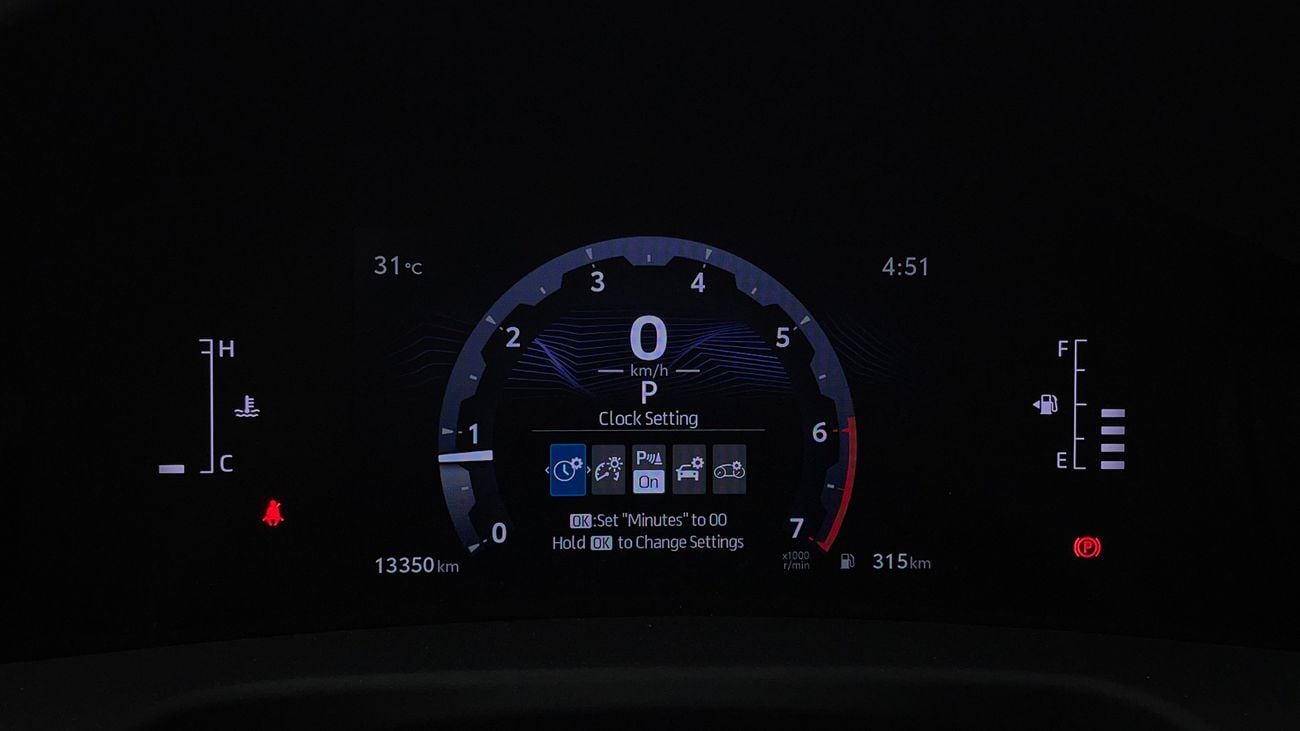 تويوتا لاند كروزر GXR 4 | بدون دفعة مقدمة | اختبار القيادة في المنزل