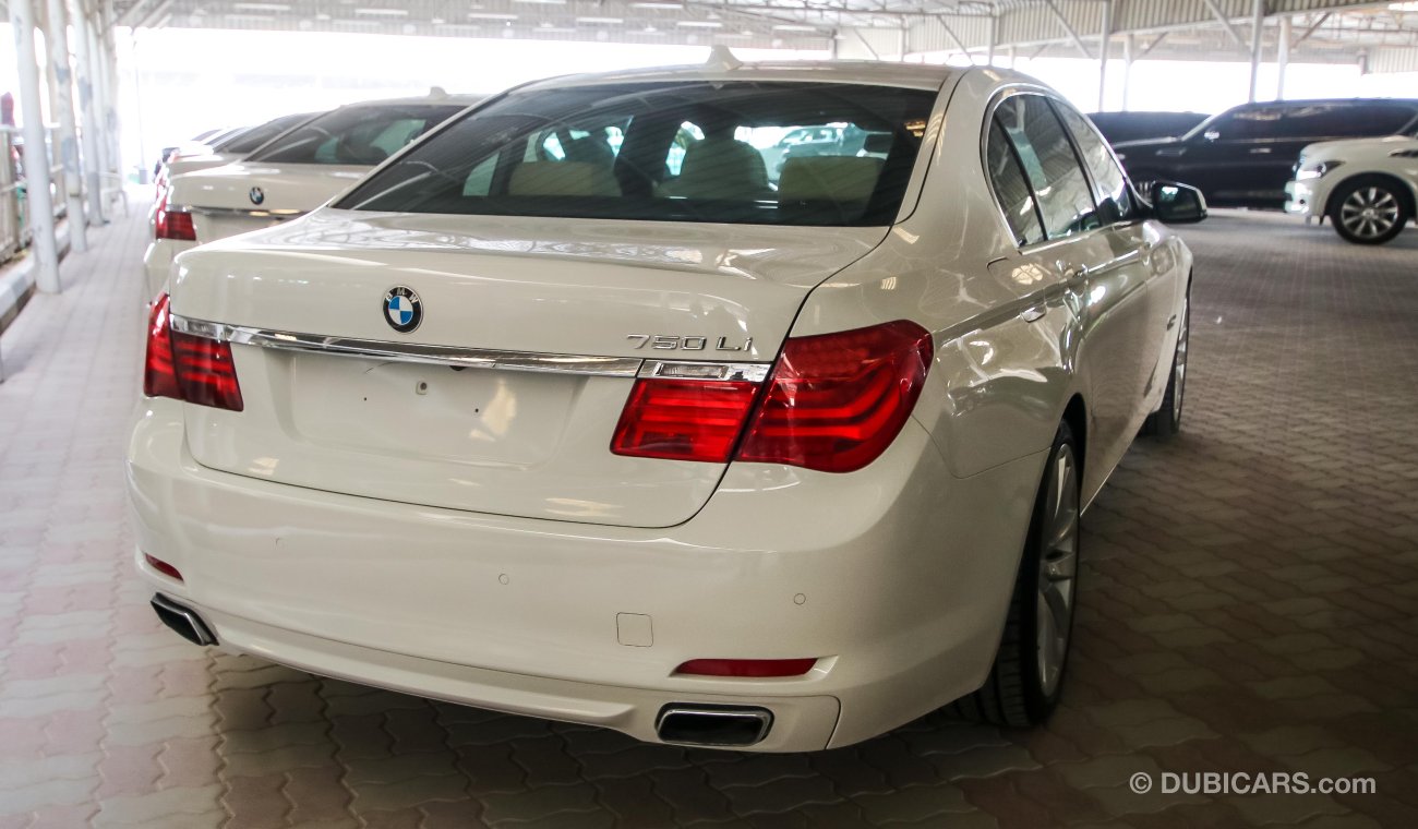 بي أم دبليو 750 Li