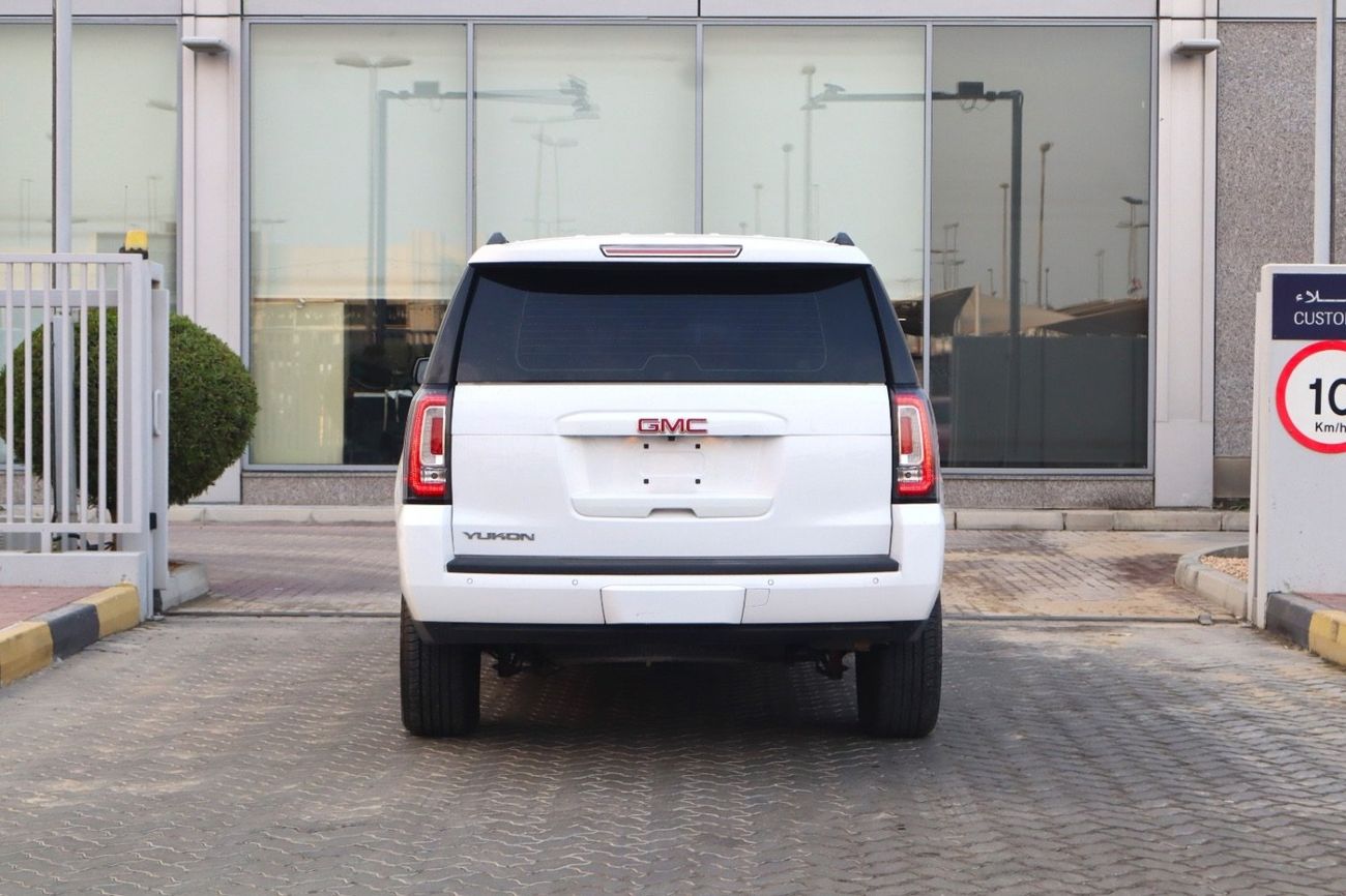 GMC Yukon SLE 5.3L 4WD (8 Seater)