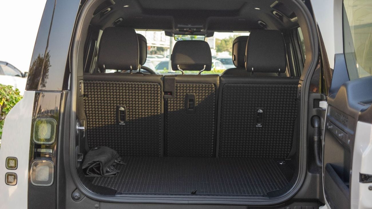 Land Rover Defender 110 X-Dynamic SE P400 | Brand New | PRICE FOR EXPORT