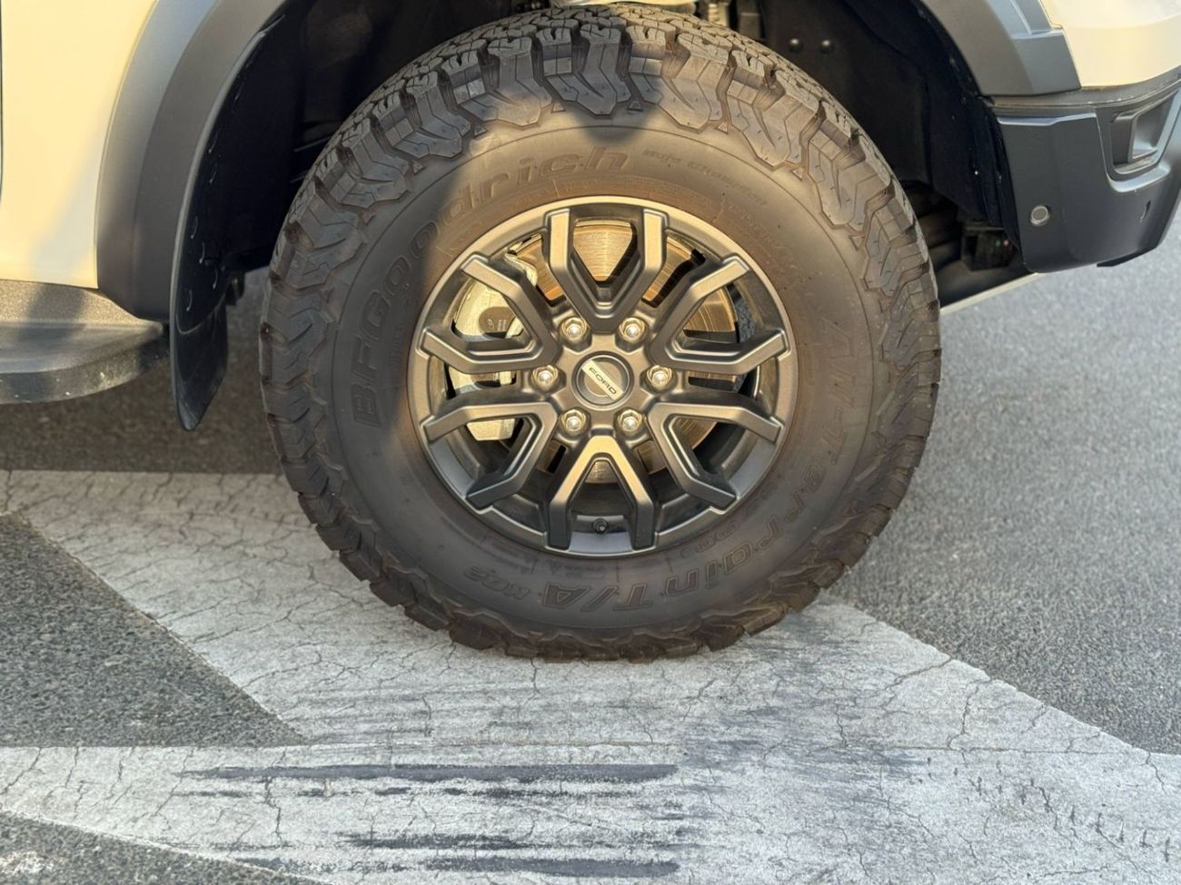 فورد رانجر Raptor 3.0T (392 HP) V6 GCC SPEC UNDER WARRANTNEAT AND CLEAN