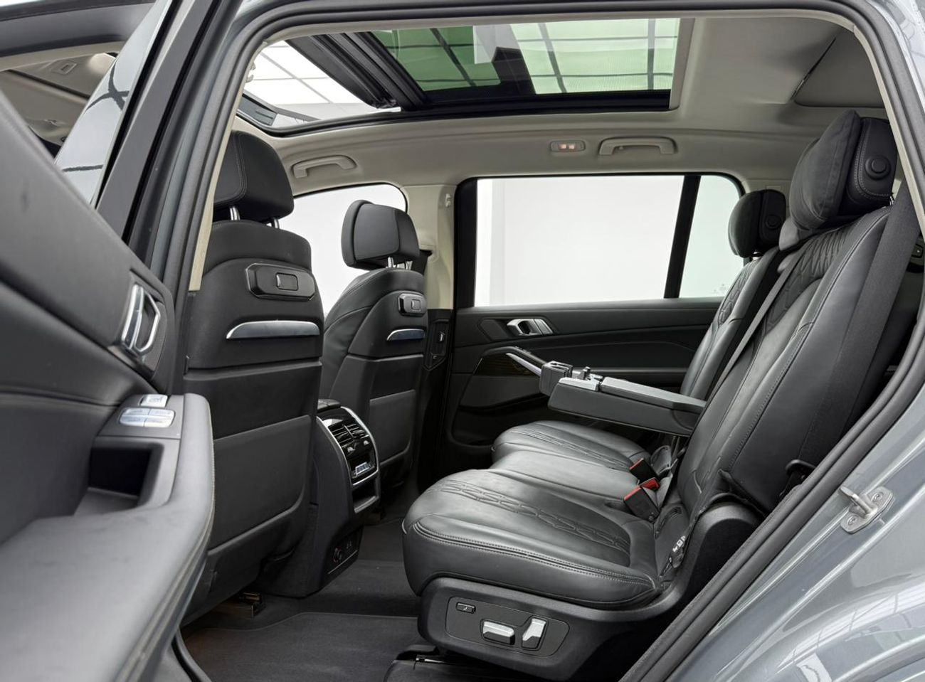 BMW X7 XDrive40i 3.0L 2024 BMW X7 xDrive40i, 2026 BMW Warranty, Full BMW Service History, 7 Seater, Fully L