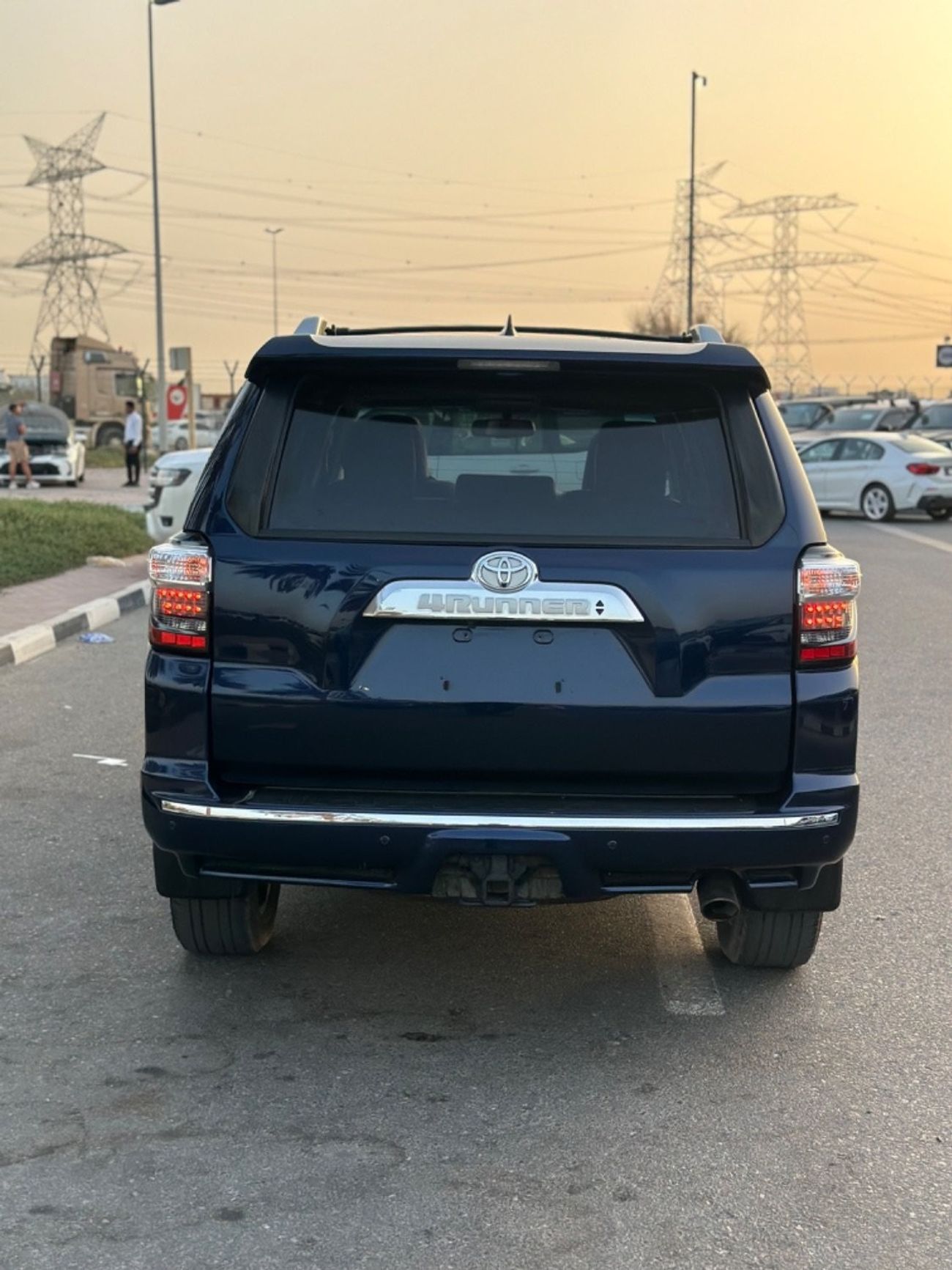 تويوتا Runner4 TOYOTA 4-Runner Limited