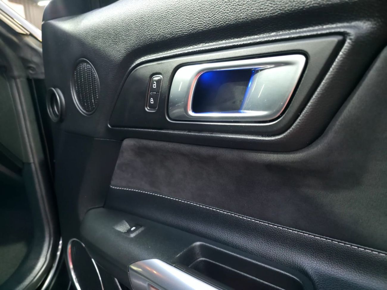 Ford Mustang GT Premium 5.0L V8