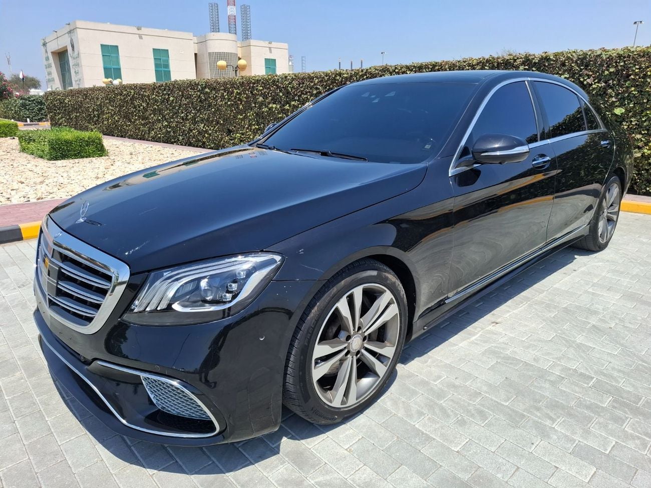 Mercedes-Benz S 500 AMG 4.7L Mercedes-Benz S500 Full option  2014