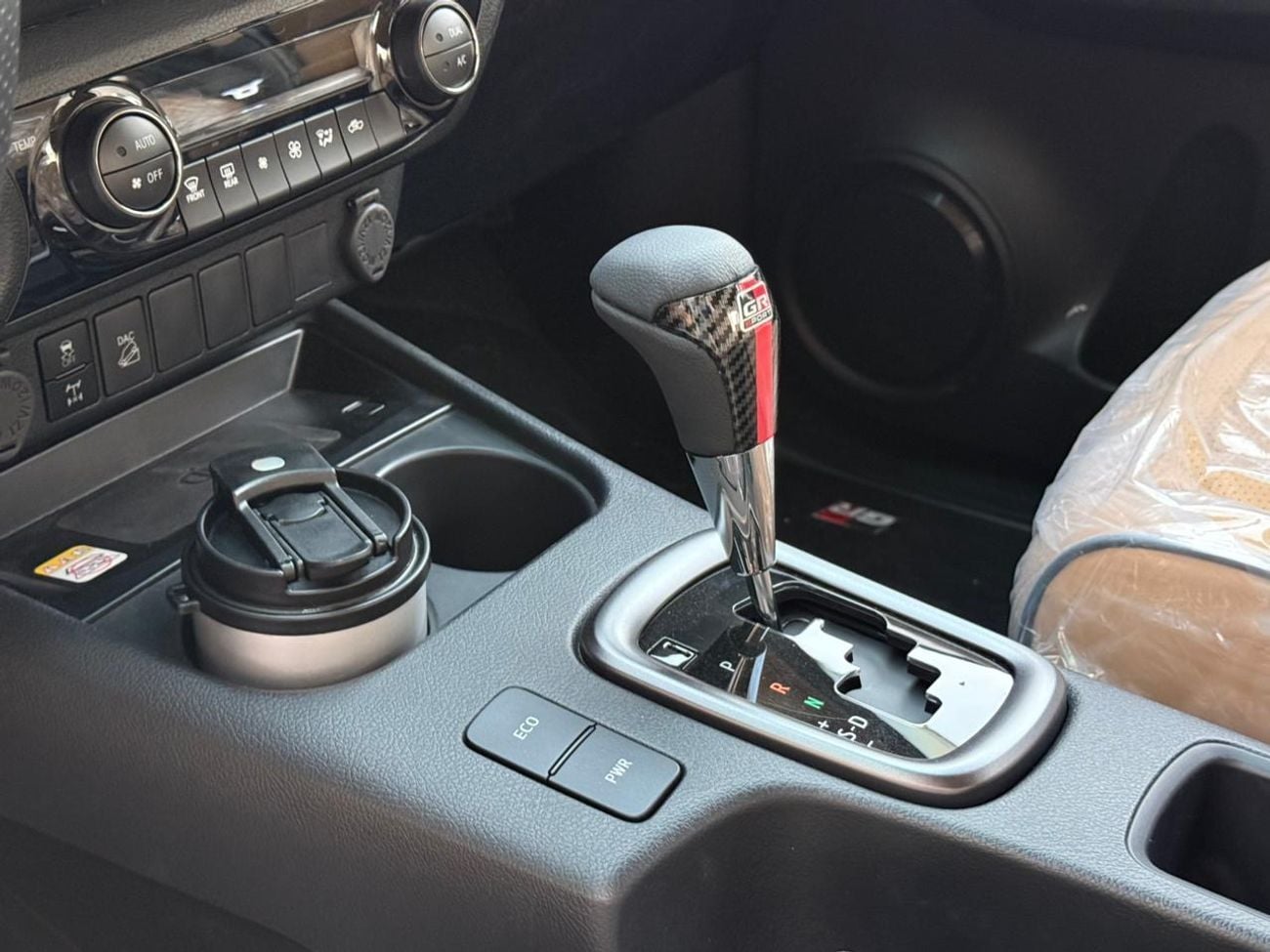 Toyota Hilux  2.8L A/T