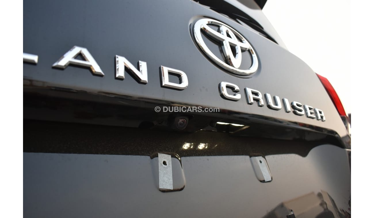 Toyota Land Cruiser LC 300 - RHD - 3.3 DSL - ZX - MY 2023 - BLK_BEIG (FOR EXPORT ONLY)