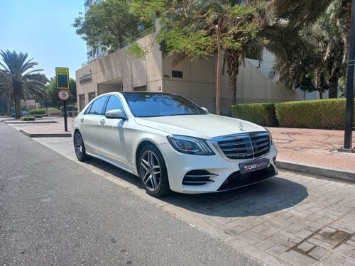 مرسيدس بنز S 560