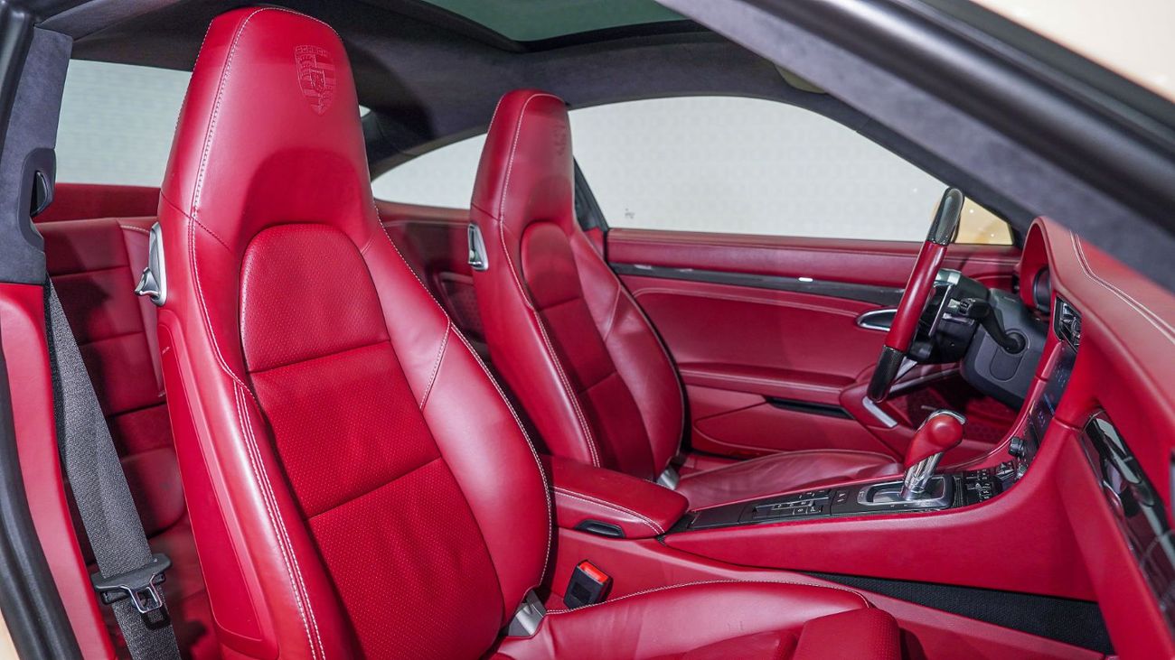 Porsche 911 Turbo 3.8L (520 HP) Coupe | AED 17,299 PM | Warranty October 2026 | GCC