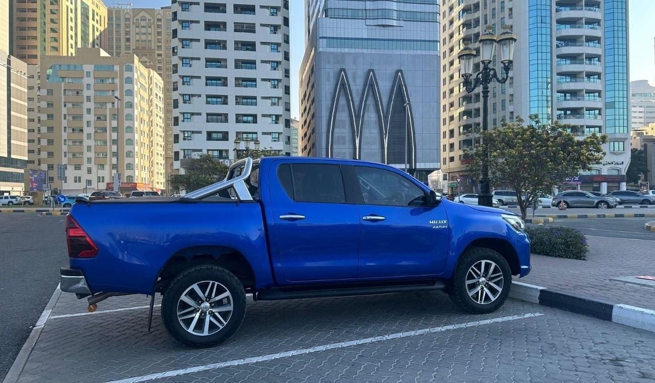 Toyota Hilux diesel 2.8 liter manual gear right hand drive leather seats push start