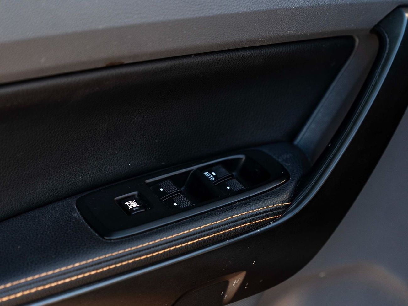 فورد رانجر AED 1,258 • RANGER WILDTRAK • 3.2L TURBO DIESEL ENGINE • FULL SERVICE HISTORY • PRISTINE CONDITION