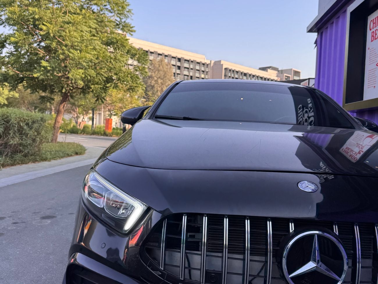 مرسيدس بنز A 220 188-hp turbocharged 2.0-liter 4-cylinder
