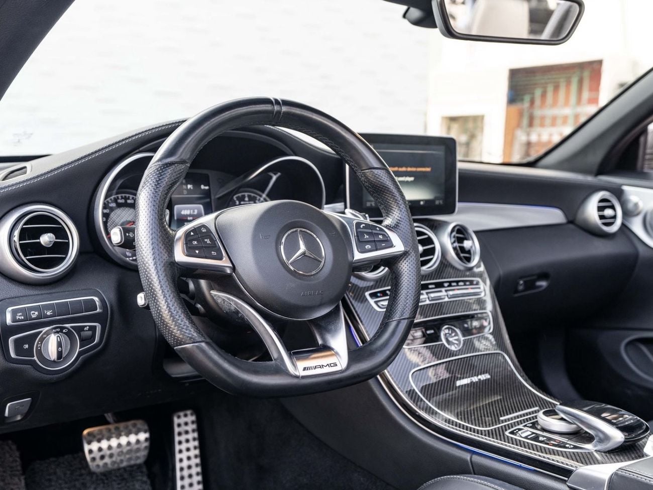 مرسيدس بنز C 63 AMG STD