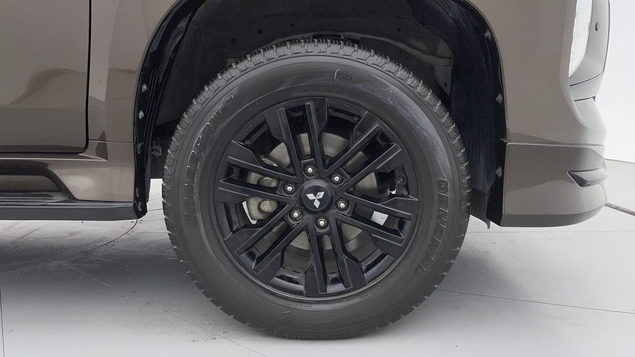 Mitsubishi Montero SIGNATURE 3 | Zero Down Payment | Free Home Test Drive