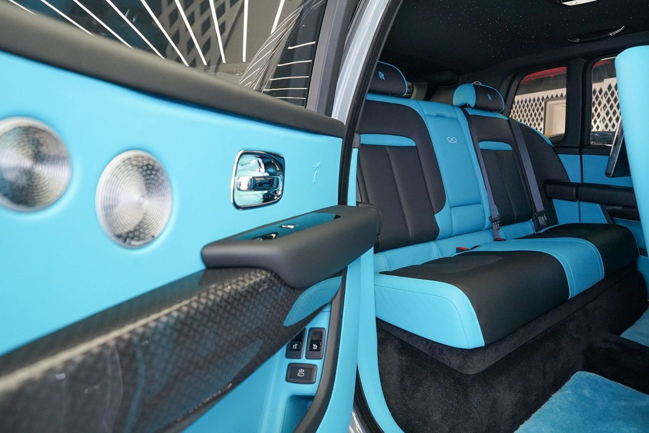 رولز رويس كولينان BLACK BADGE