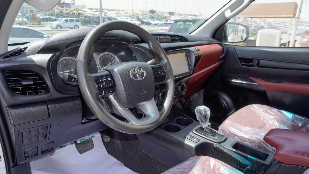 Toyota Hilux GLX 2.8L A/T