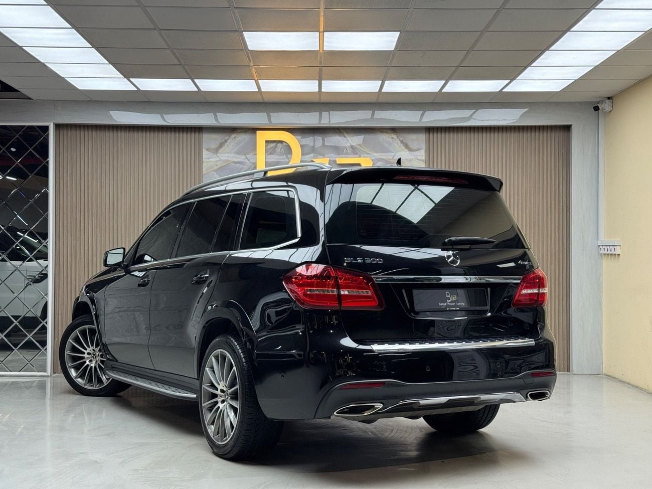 Mercedes-Benz GLS 500