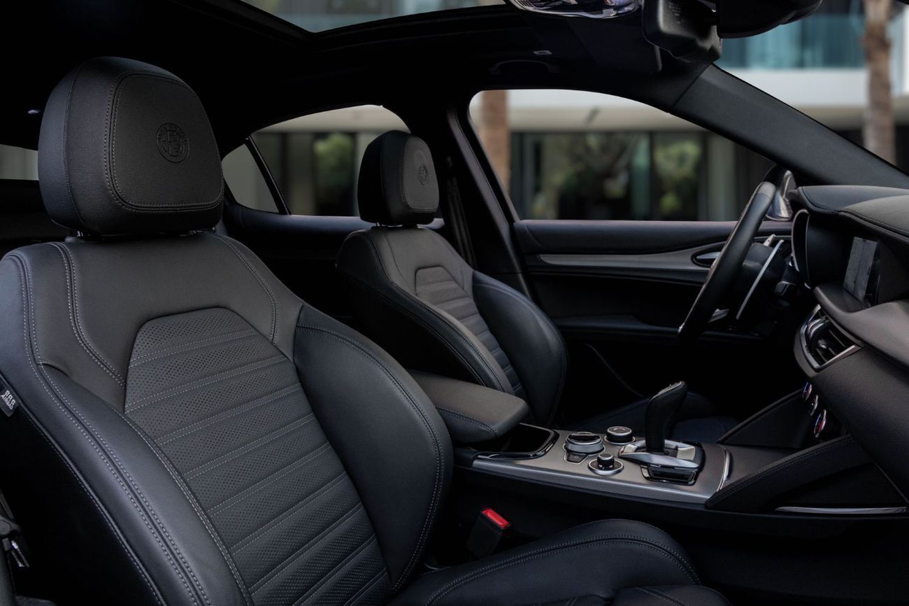 ألفا روميو ستيلفيو Veloce | 3,133 P.M  | 0% Downpayment | Stelvio | Agency Warranty + Service!