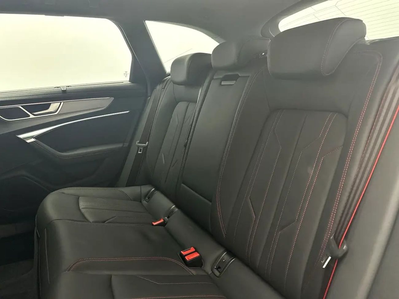 Audi A6 40 TFSI 2.0L Avant 40 TFSI 190hp S line (Ref# 002068) EXCLUSIVE RAMADAN OFFER