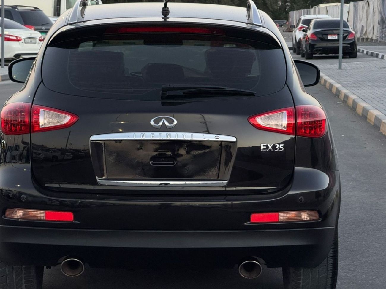 Infiniti EX35 In excellent condition and requires no expense