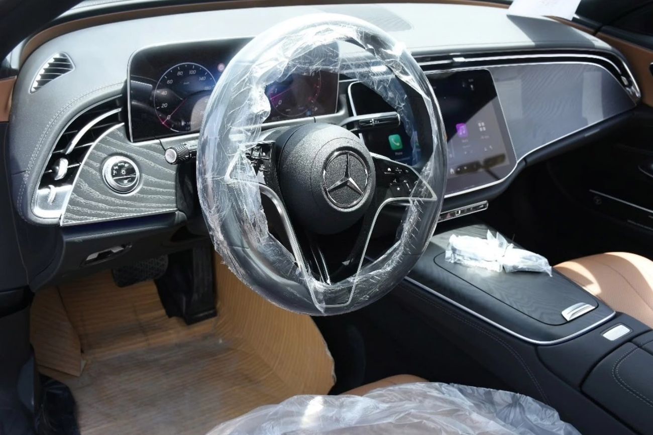 Mercedes-Benz E200 2.0L