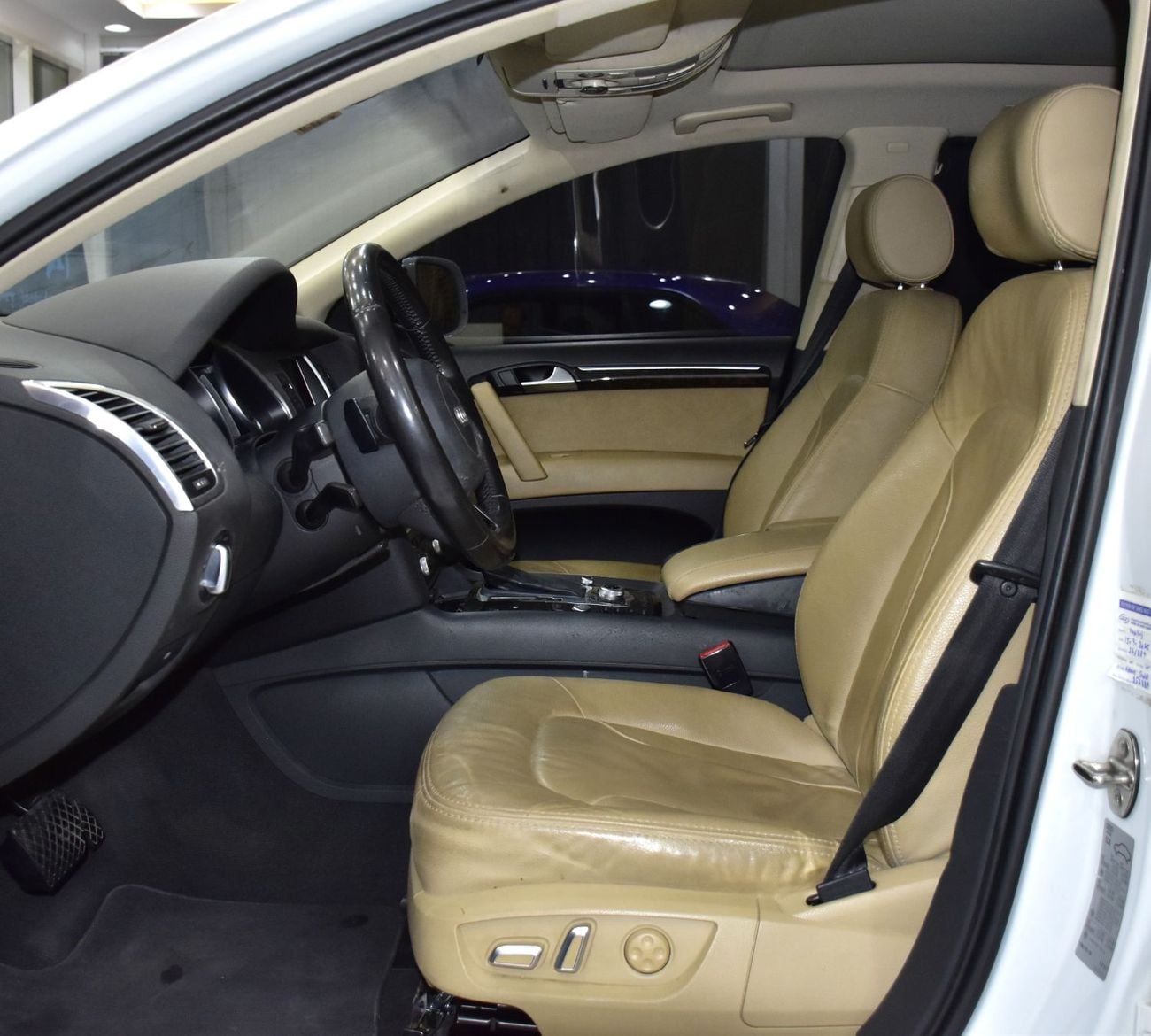 Audi Q7 EXCELLENT DEAL for our Audi Q7 S-Line 40TFSi Quattro ( 2015 Model ) in White Color GCC Specs