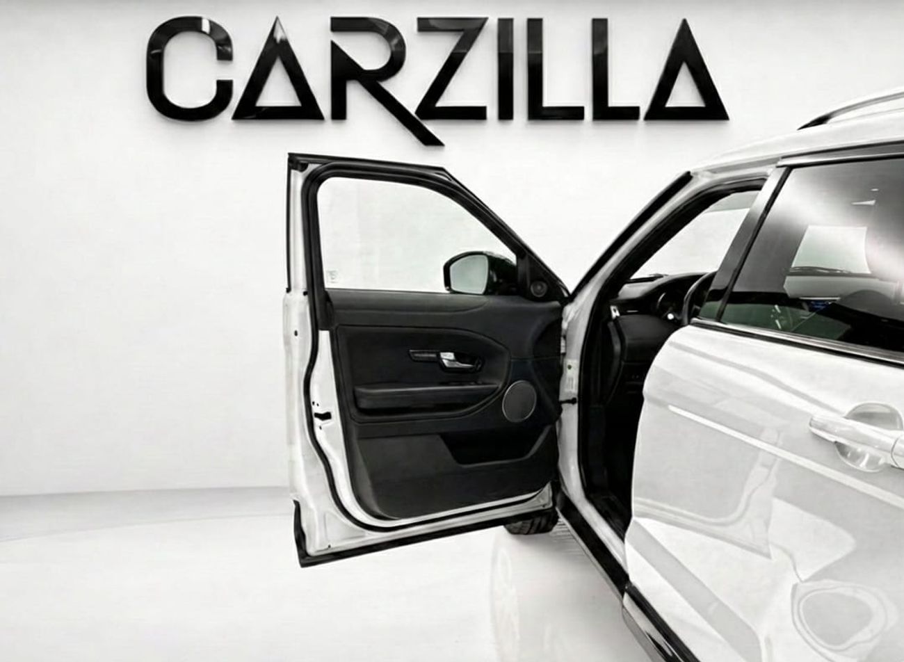 لاند روفر رانج روفر إيفوك P300  SE 2.0L