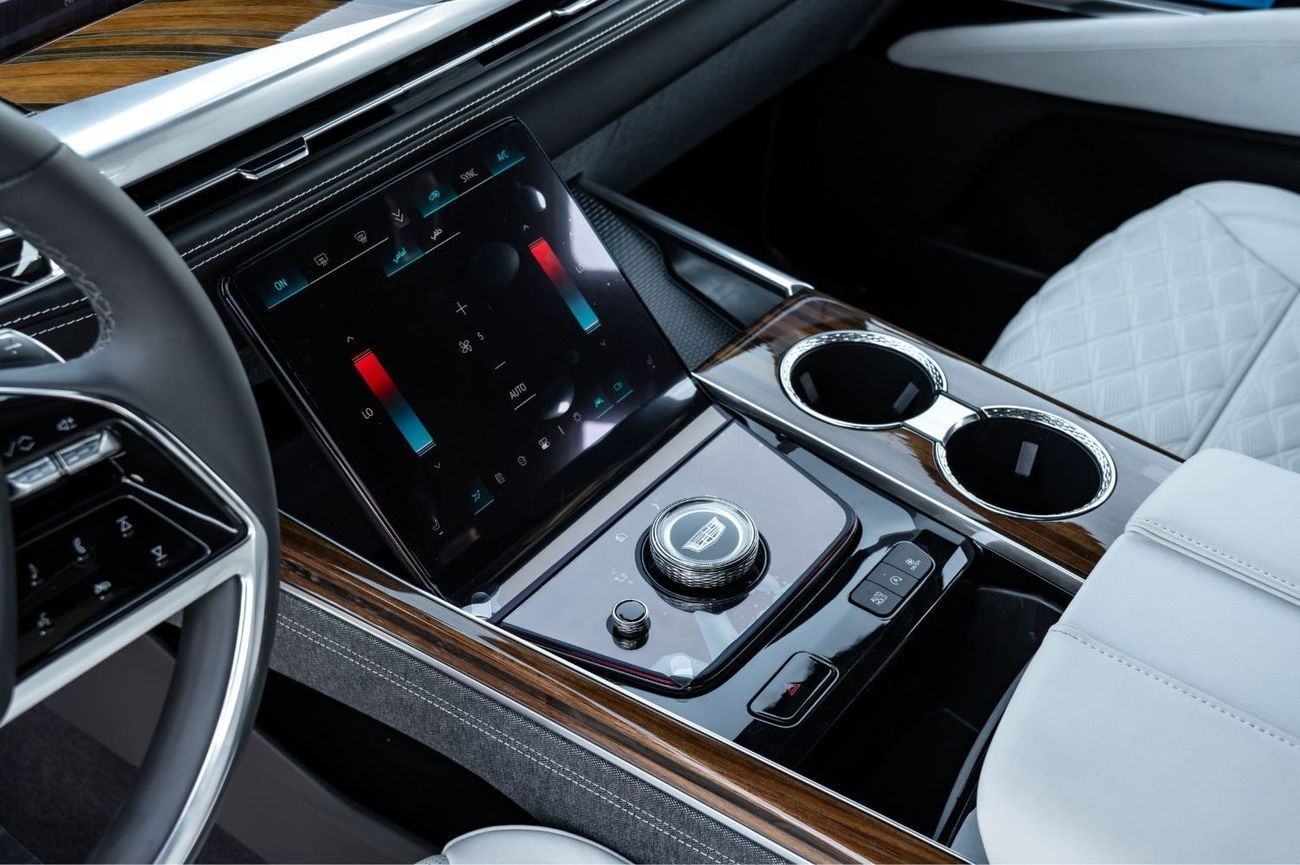 كاديلاك إسكالاد Sport Platinum 6.2L 4WD