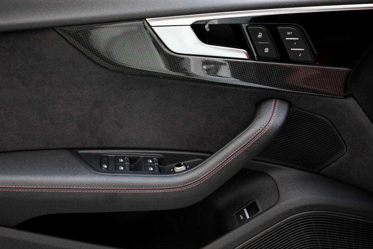 أودي S5 S5 Black Edition | 4,896 P.M | 0% Downpayment | Agency Warranty!