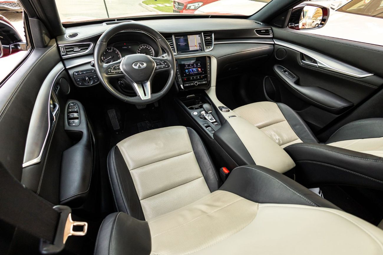 Infiniti QX55 2.0T Essential (AWD)