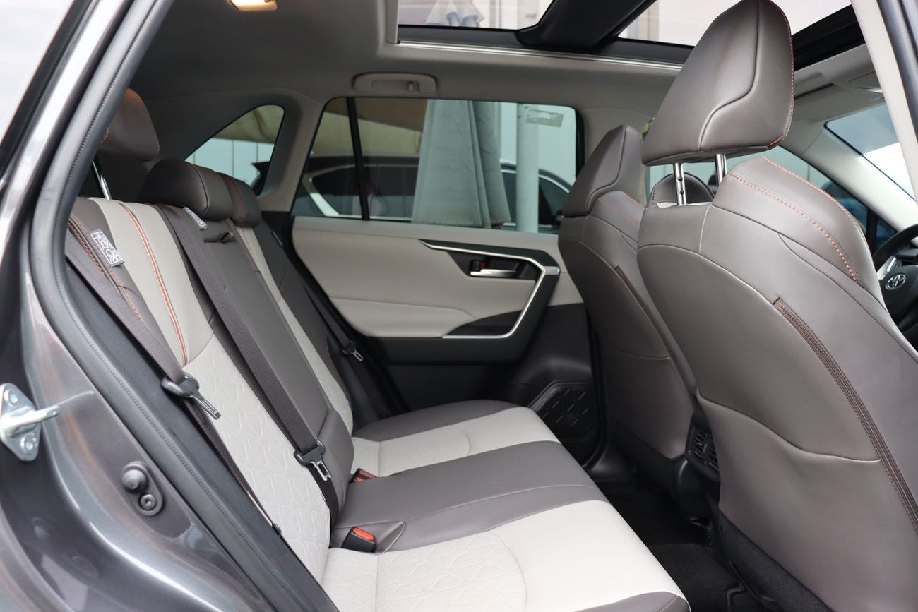 تويوتا راف ٤ Adventure 2.5L AWD Toyota RAV4 Limited AWD / 2020 / GCC / 24,000KM / Original paint