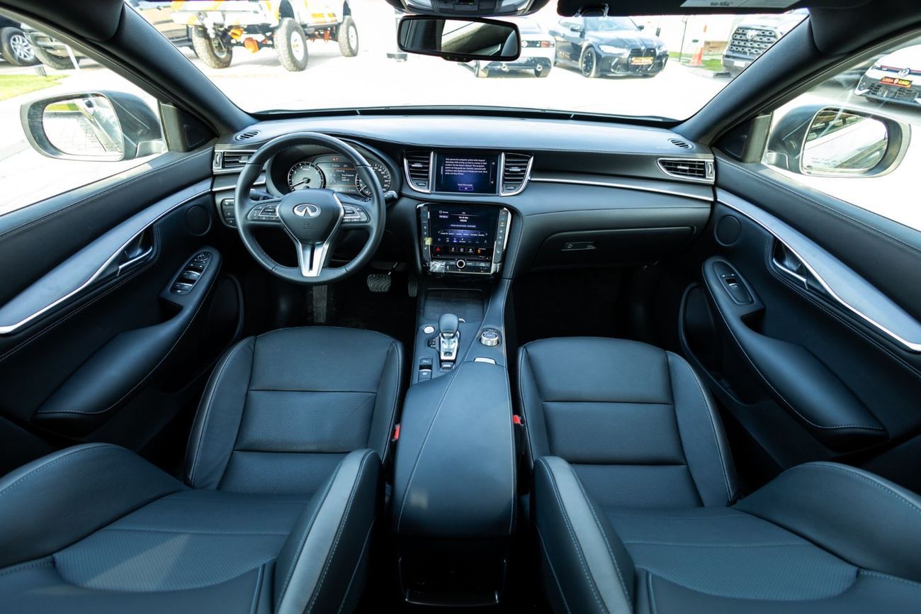 Infiniti QX55 2.0T Luxe (AWD)