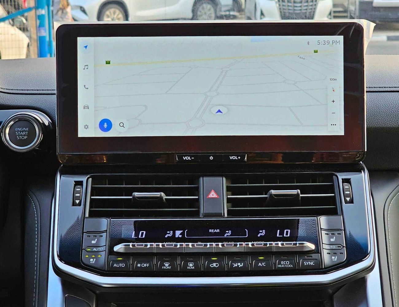 تويوتا لاند كروزر VX LC300 | 4.0L V6 PETROL | RADAR | POWER SEATS | BIG DVD | JBL SPEAKERS | 360* CAMERA | SUNROOF | F