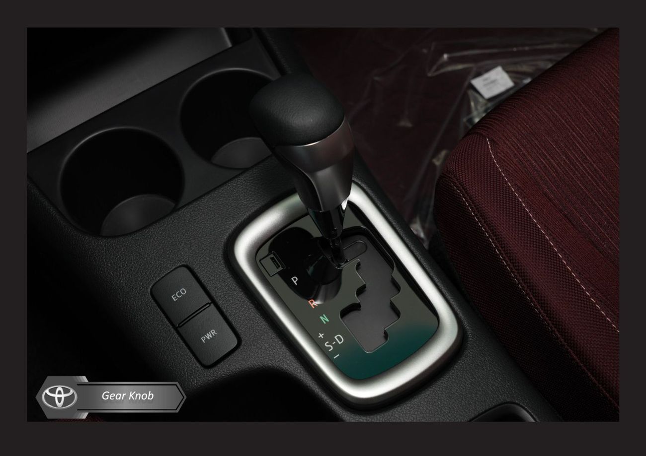 تويوتا هيلوكس ECT0092 - Toyota Hilux DCab GLX - 2.4L Dsl At Full Options - White/Red - African Specs