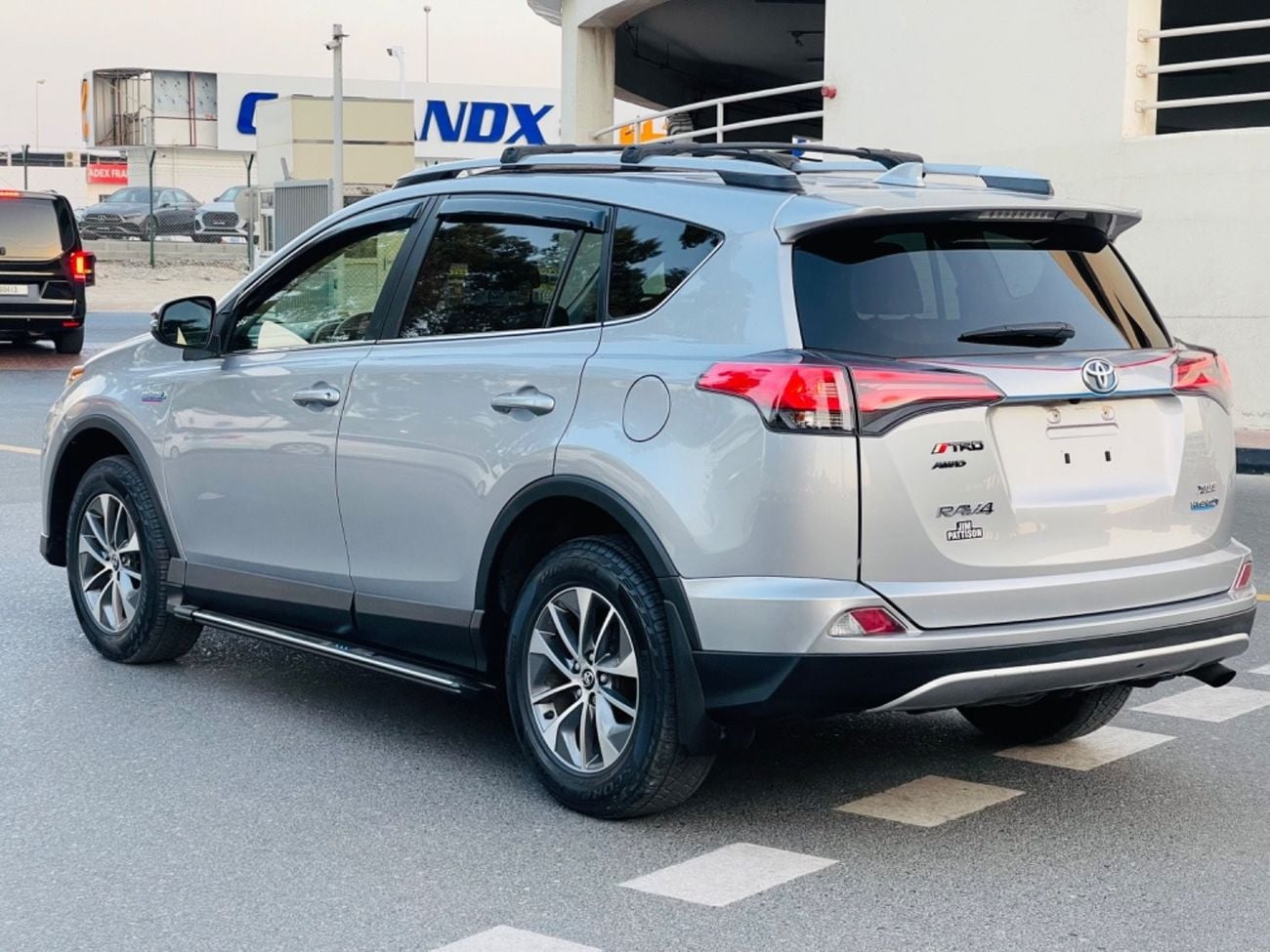 Toyota RAV4 VXR HEV 2018 RAV4 hybrid xle full option