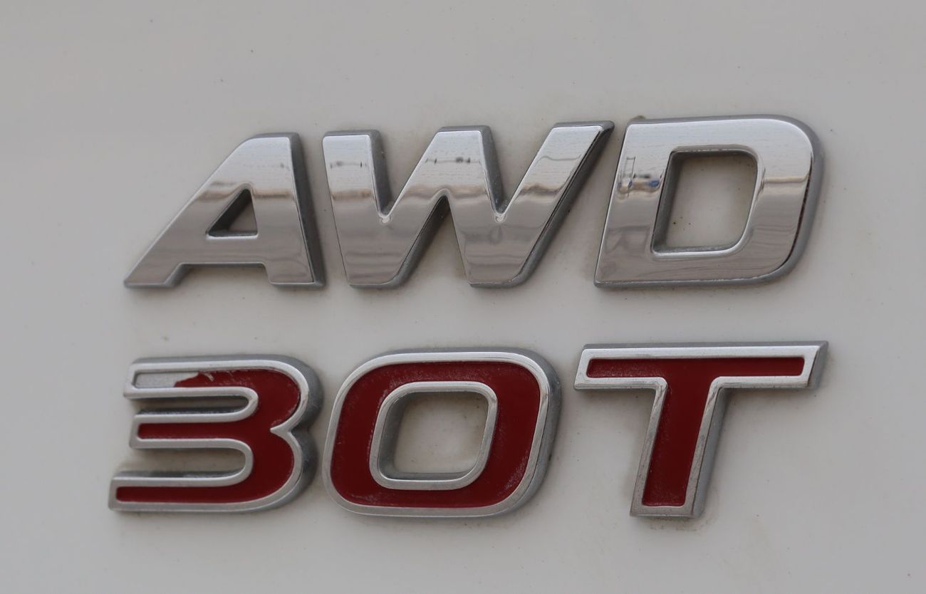 أم جي RX5 سيارة MG RX5 موديل 2020 خليجى بدون حوادث وبحاله ممتازه ممشى 82000 كيلو متر وبمحرك 2000 سي ىسى وسعر 3