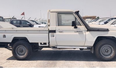 تويوتا لاند كروزر بيك آب TOYOTA LAND CRUISER HZJ79 4.2L S/C BSC M/T DSL