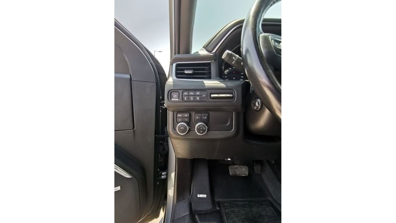 GMC Yukon GMC Denali Diesel - 2022 - Silver