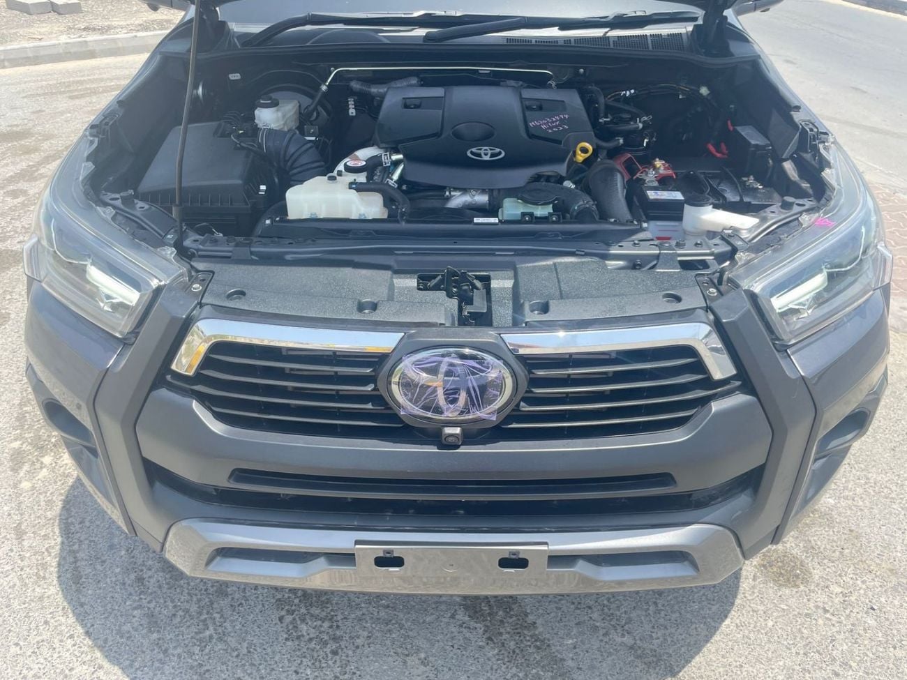 Toyota Hilux DIESEL HILUX ROGUE ,2.8L ,RIGHT HAND HAND DRIVE ,AUTO TRANSMISSION