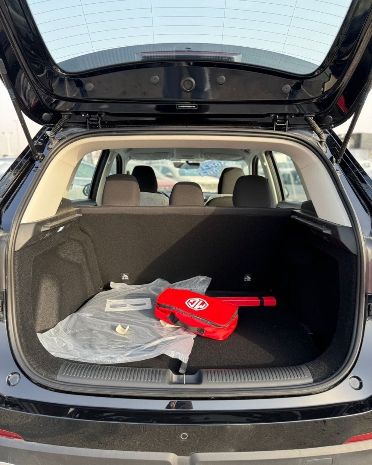 MG ZS NEW MG ZS 1.5L (STD) - 2026 MODEL BLACK COLOR