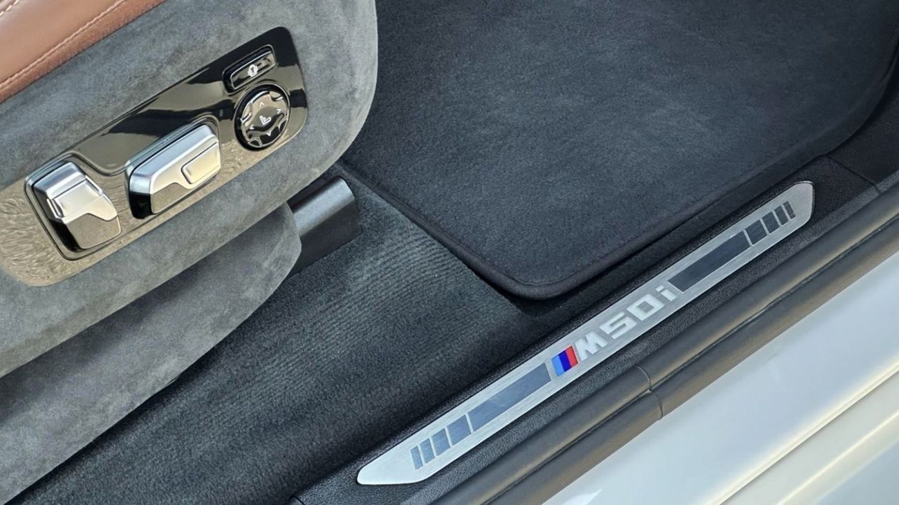 BMW X5 50i M Sport M50i 4.4L V8 GCC Full Service History