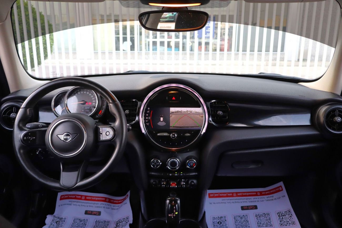 Mini Cooper Std 1.5L (5 Seater)