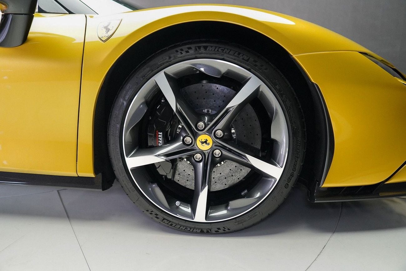 Ferrari SF90 SPIDER