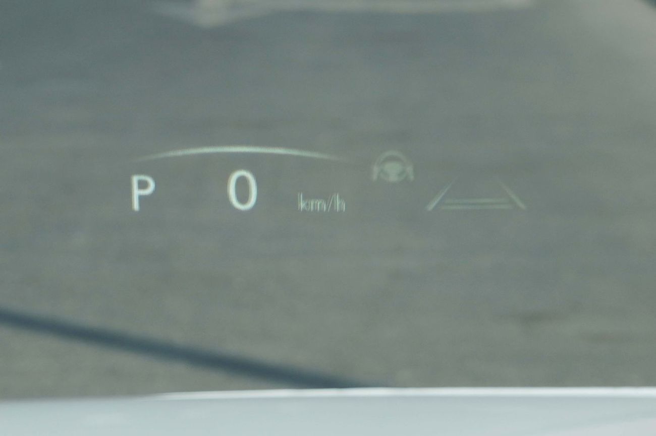 لكزس LX 700h LEXUS-LX700H 3.5L VIP (WIRELESS CHARGER, REAR TV SCREEN, 360 DEGREE CAMERA)